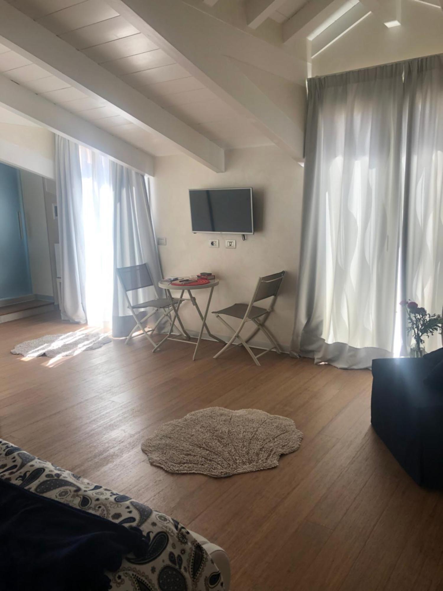 B&B Borgo Marina Бордигера Экстерьер фото