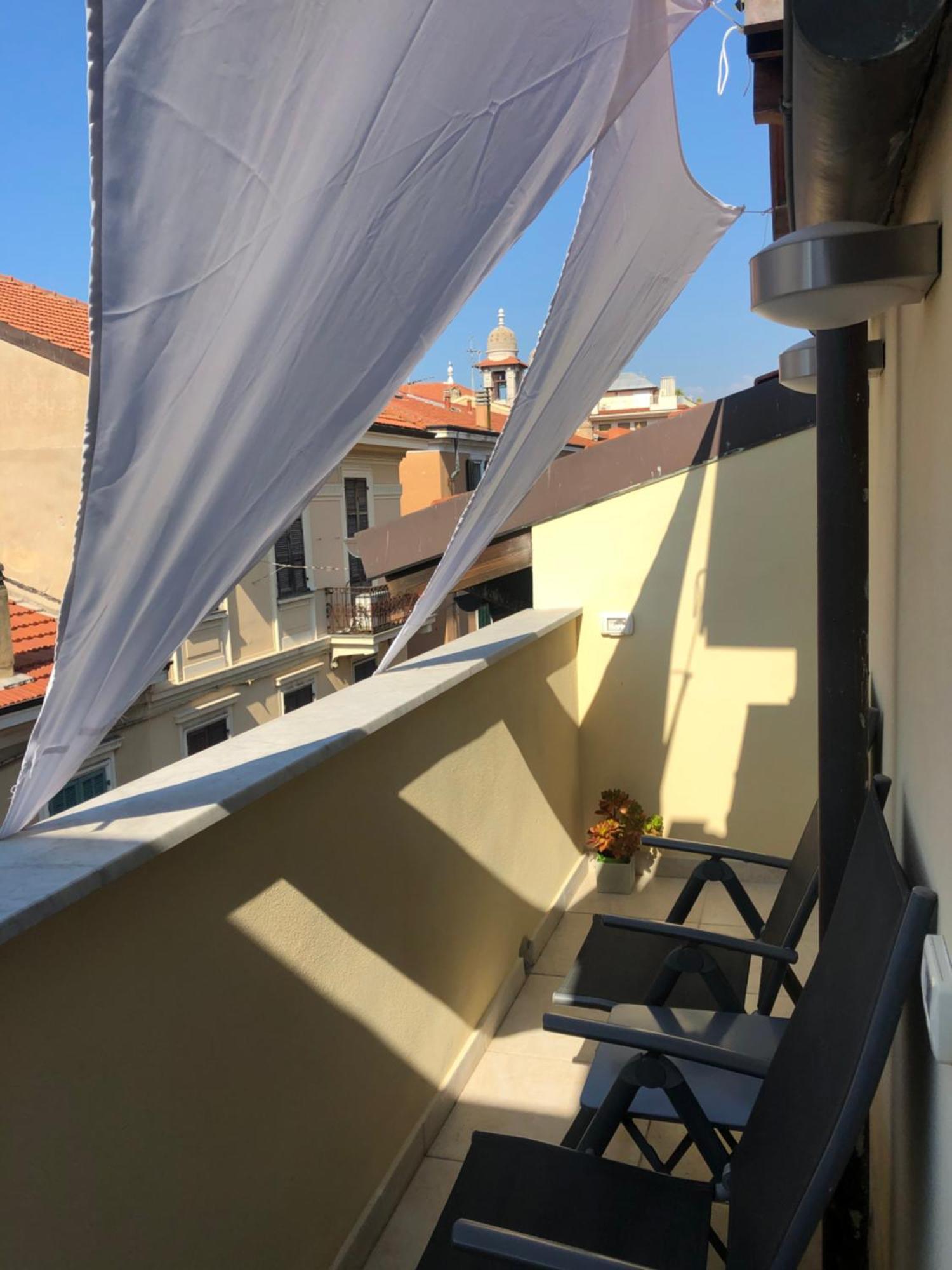B&B Borgo Marina Бордигера Экстерьер фото