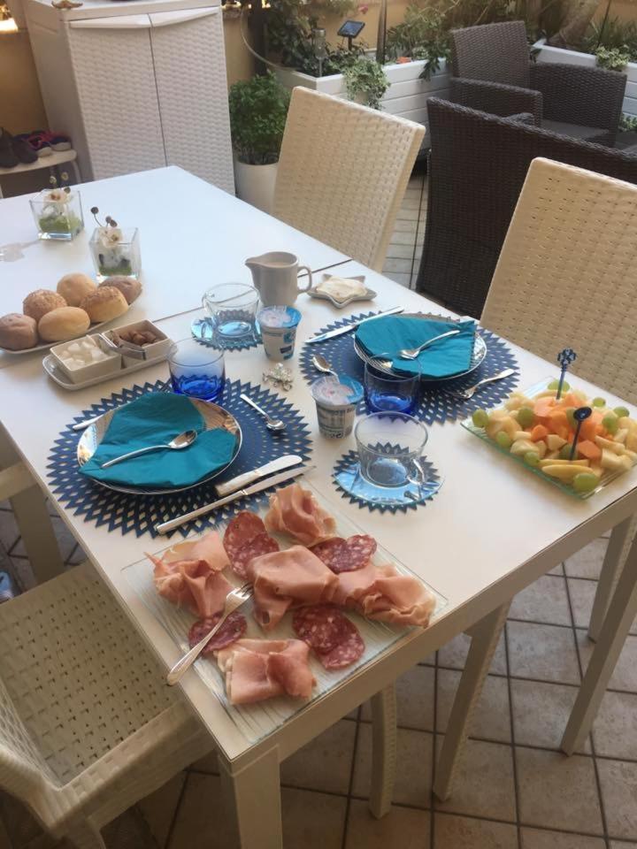 B&B Borgo Marina Бордигера Экстерьер фото
